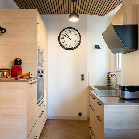 Le Felix - Proche Metro, Tous Commerces